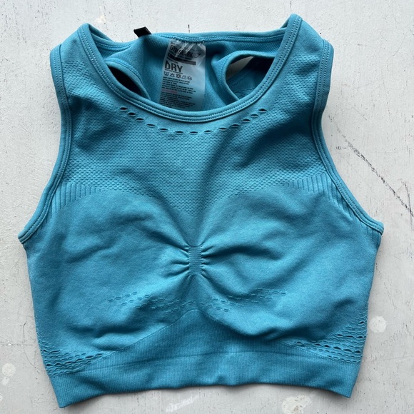 Women's Gymshark Sports Bra Teal Turquoise Flawless S Dry Racerback Pull-On Run - Picture 1 of 9